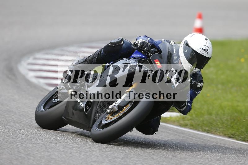 /53 16.09.2025 Track Day Domi Aegerter ADR/Gruppe rot/14